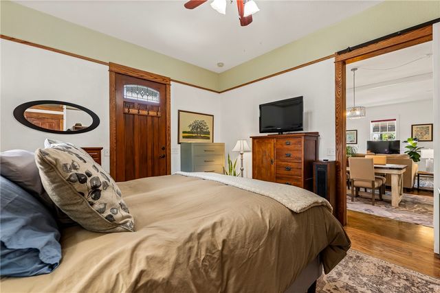 405 NW 5th Street, Bentonville, AR 72712