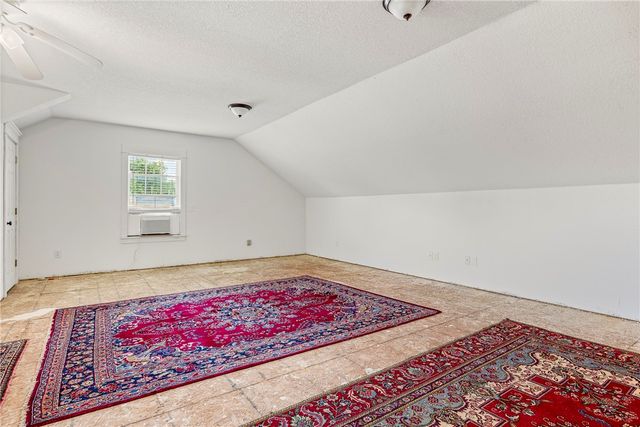 405 NW 5th Street, Bentonville, AR 72712