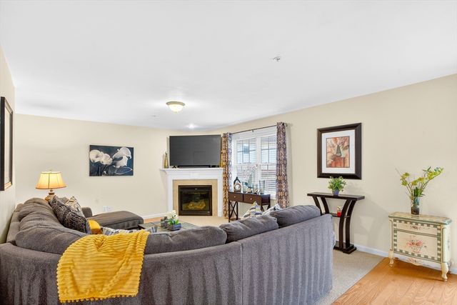 615 Nashua Road 9, Dracut, MA 01826