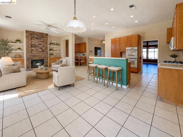 1941 Jubilee Drive, Brentwood, CA 94513