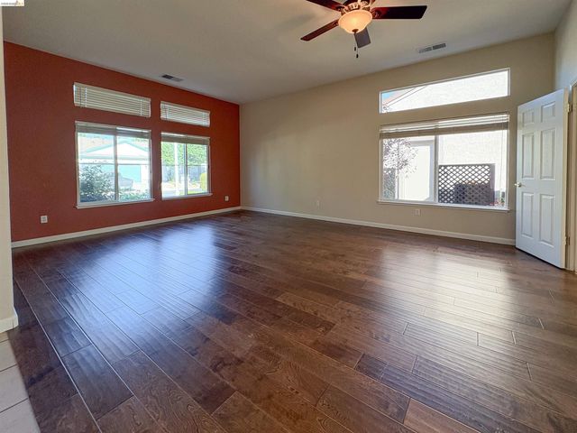1941 Jubilee Drive, Brentwood, CA 94513