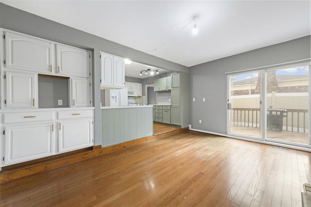 39063 Grennada Street, Livonia, MI 48154