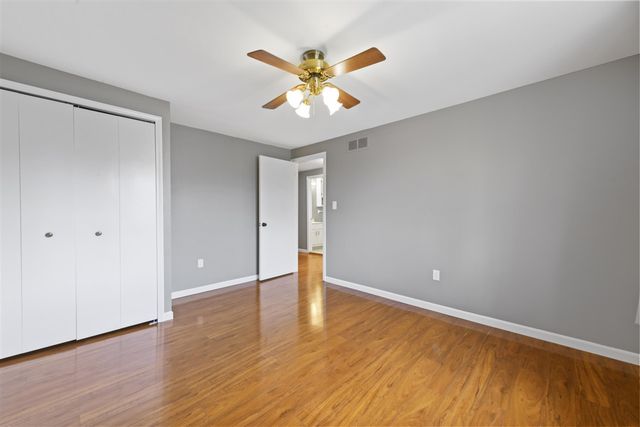 39063 Grennada Street, Livonia, MI 48154