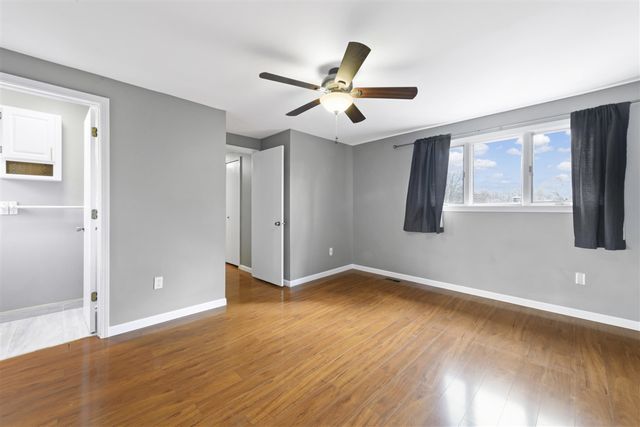 39063 Grennada Street, Livonia, MI 48154