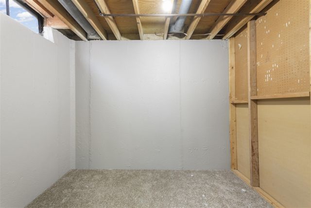 39063 Grennada Street, Livonia, MI 48154