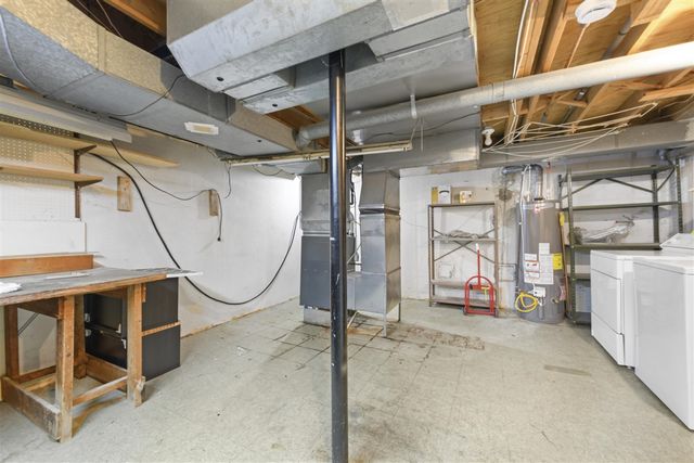 39063 Grennada Street, Livonia, MI 48154