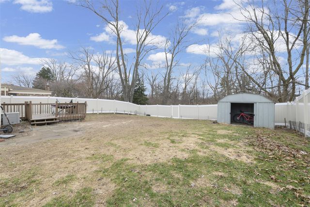 39063 Grennada Street, Livonia, MI 48154