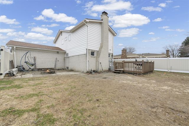 39063 Grennada Street, Livonia, MI 48154