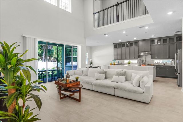 325 CRYSTAL WOOD DRIVE, Winter Garden, FL 34787
