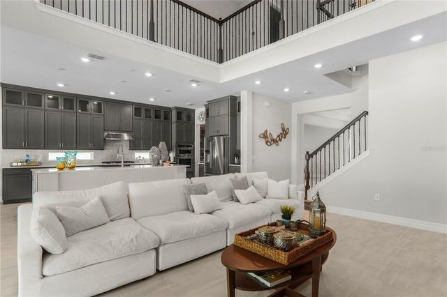 325 CRYSTAL WOOD DRIVE, Winter Garden, FL 34787