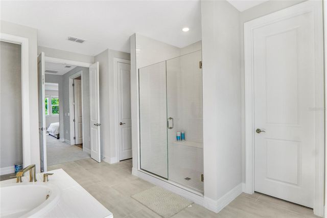 325 CRYSTAL WOOD DRIVE, Winter Garden, FL 34787