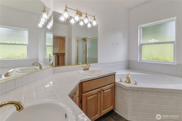 11512 88th Avenue E, Puyallup, WA 98373