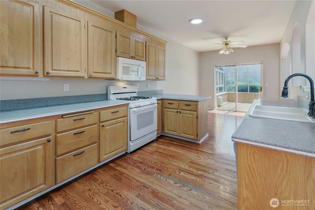 11512 88th Avenue E, Puyallup, WA 98373