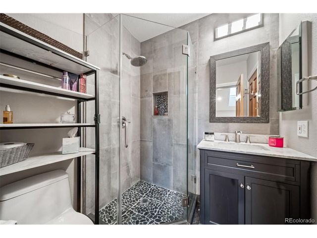 4560 King St, Denver, CO 80211