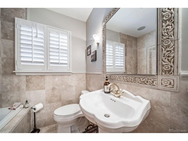 4560 King St, Denver, CO 80211