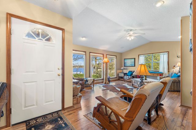 1106 Red Bud Drive, Grove, OK 74344