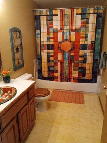 1106 Red Bud Drive, Grove, OK 74344