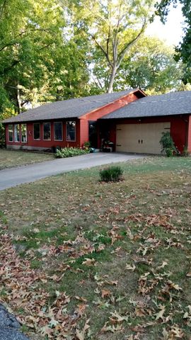 1106 Red Bud Drive, Grove, OK 74344