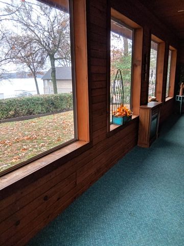 1106 Red Bud Drive, Grove, OK 74344