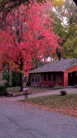 1106 Red Bud Drive, Grove, OK 74344