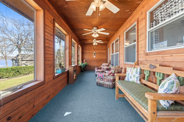 1106 Red Bud Drive, Grove, OK 74344