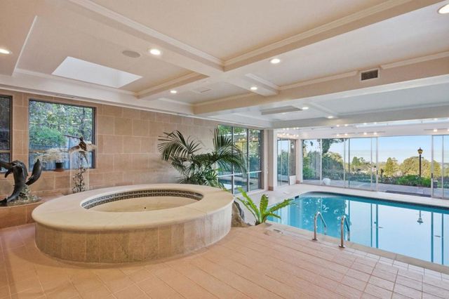 2930 Privet Drive, Hillsborough, CA 94010