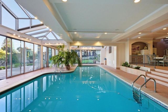 2930 Privet Drive, Hillsborough, CA 94010