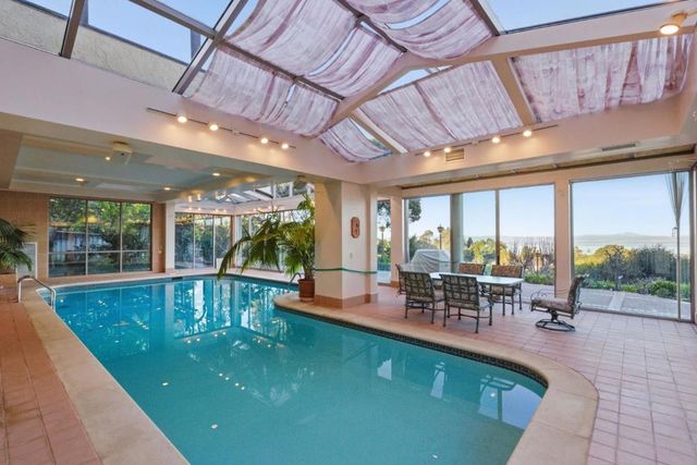 2930 Privet Drive, Hillsborough, CA 94010