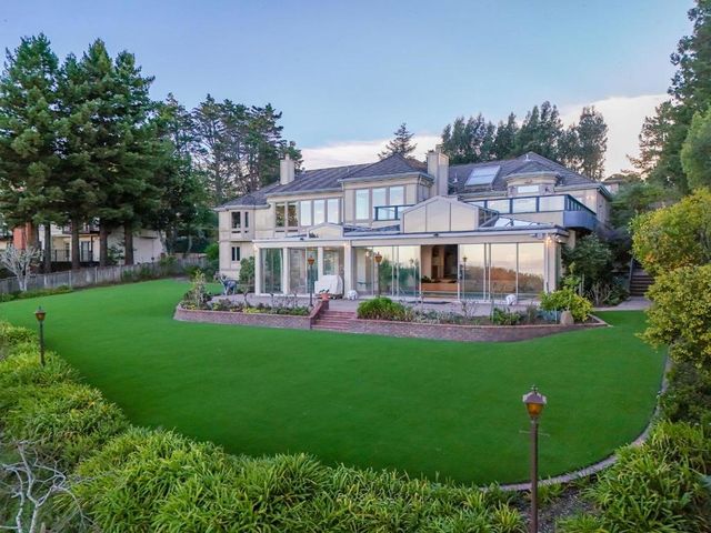 2930 Privet Drive, Hillsborough, CA 94010