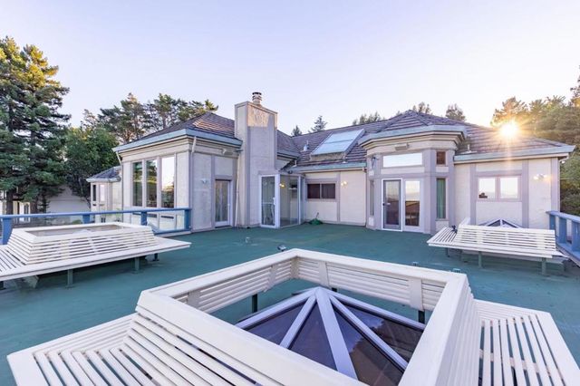 2930 Privet Drive, Hillsborough, CA 94010