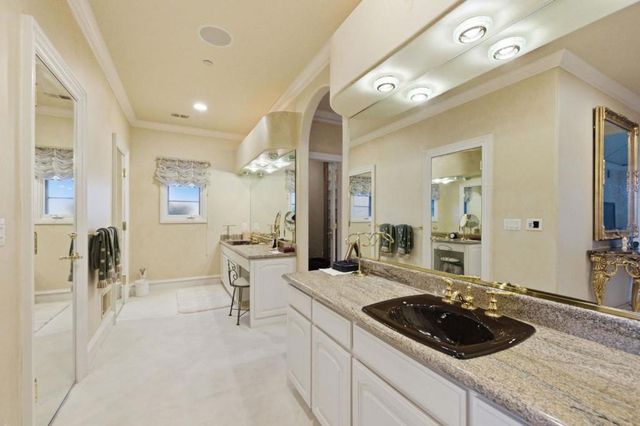 2930 Privet Drive, Hillsborough, CA 94010