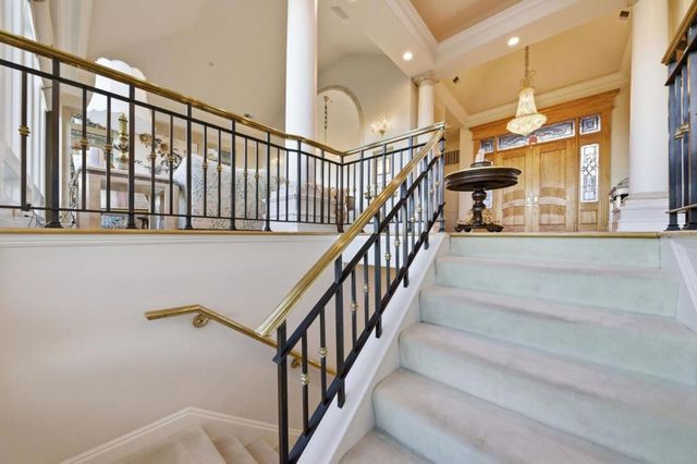 2930 Privet Drive, Hillsborough, CA 94010