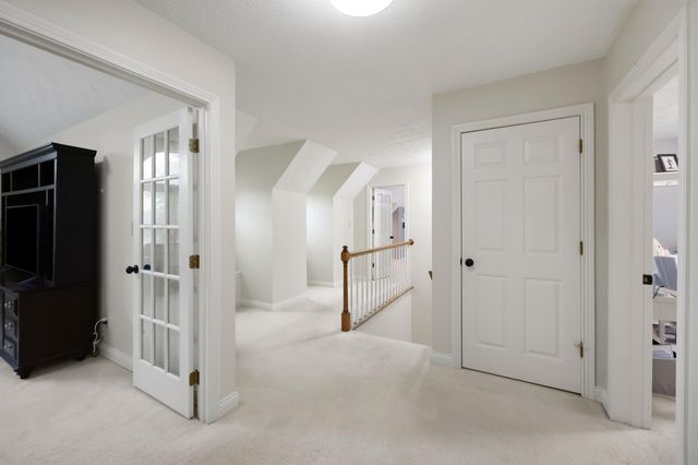150 Club Lane, Versailles, KY 40383