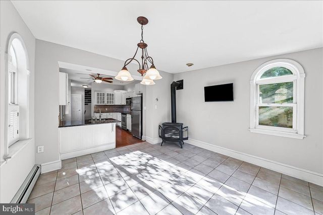 240 W MINER ST, West Chester, PA 19382