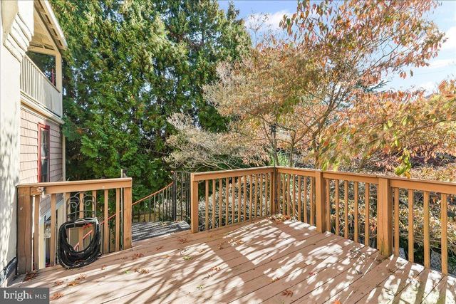 240 W MINER ST, West Chester, PA 19382