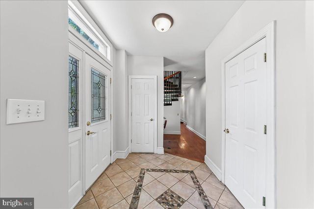 240 W MINER ST, West Chester, PA 19382