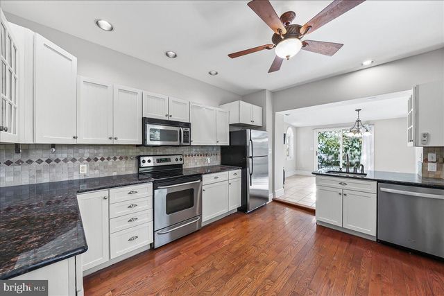 240 W MINER ST, West Chester, PA 19382