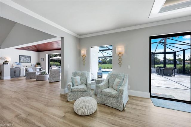 4701 Oak Leaf DR, Naples, FL 34119