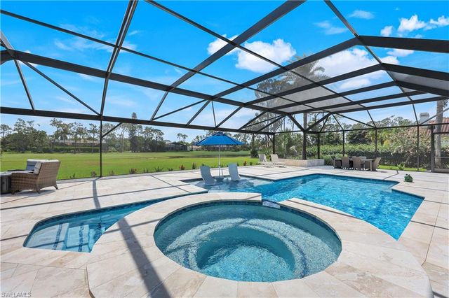 4701 Oak Leaf DR, Naples, FL 34119