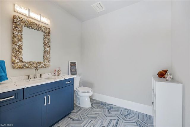 4701 Oak Leaf DR, Naples, FL 34119