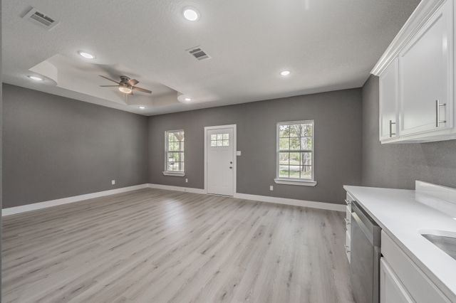 412 Matthew Street, Hillsboro, TX 76645