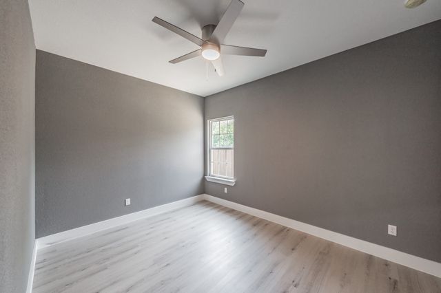 412 Matthew Street, Hillsboro, TX 76645