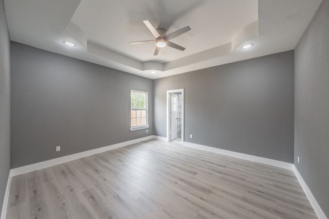 412 Matthew Street, Hillsboro, TX 76645