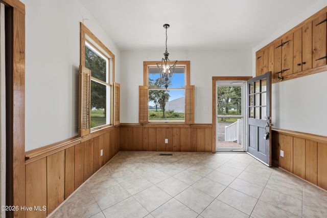 725 Griffin Swamp Road, Elizabeth City, NC 27909