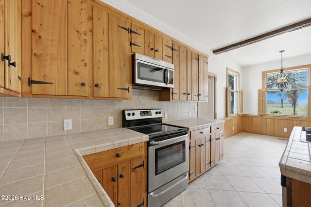 725 Griffin Swamp Road, Elizabeth City, NC 27909