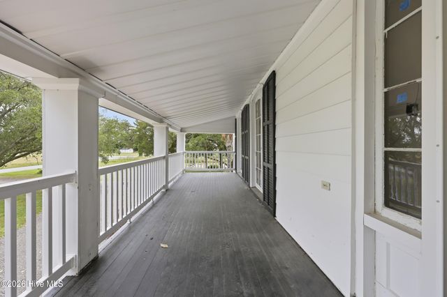 725 Griffin Swamp Road, Elizabeth City, NC 27909