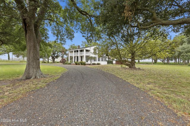 725 Griffin Swamp Road, Elizabeth City, NC 27909