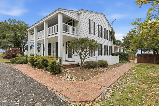 725 Griffin Swamp Road, Elizabeth City, NC 27909