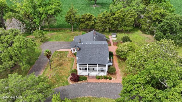 725 Griffin Swamp Road, Elizabeth City, NC 27909