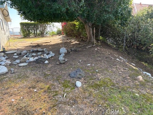 2124 Patagonia Drive, La Canada Flintridge, CA 91011